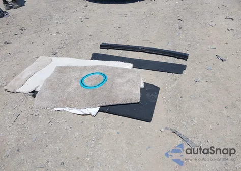 2018 Chevrolet Traverse 1Lt из США, поврежденный, VIN 1GNERGKWXJJ128111